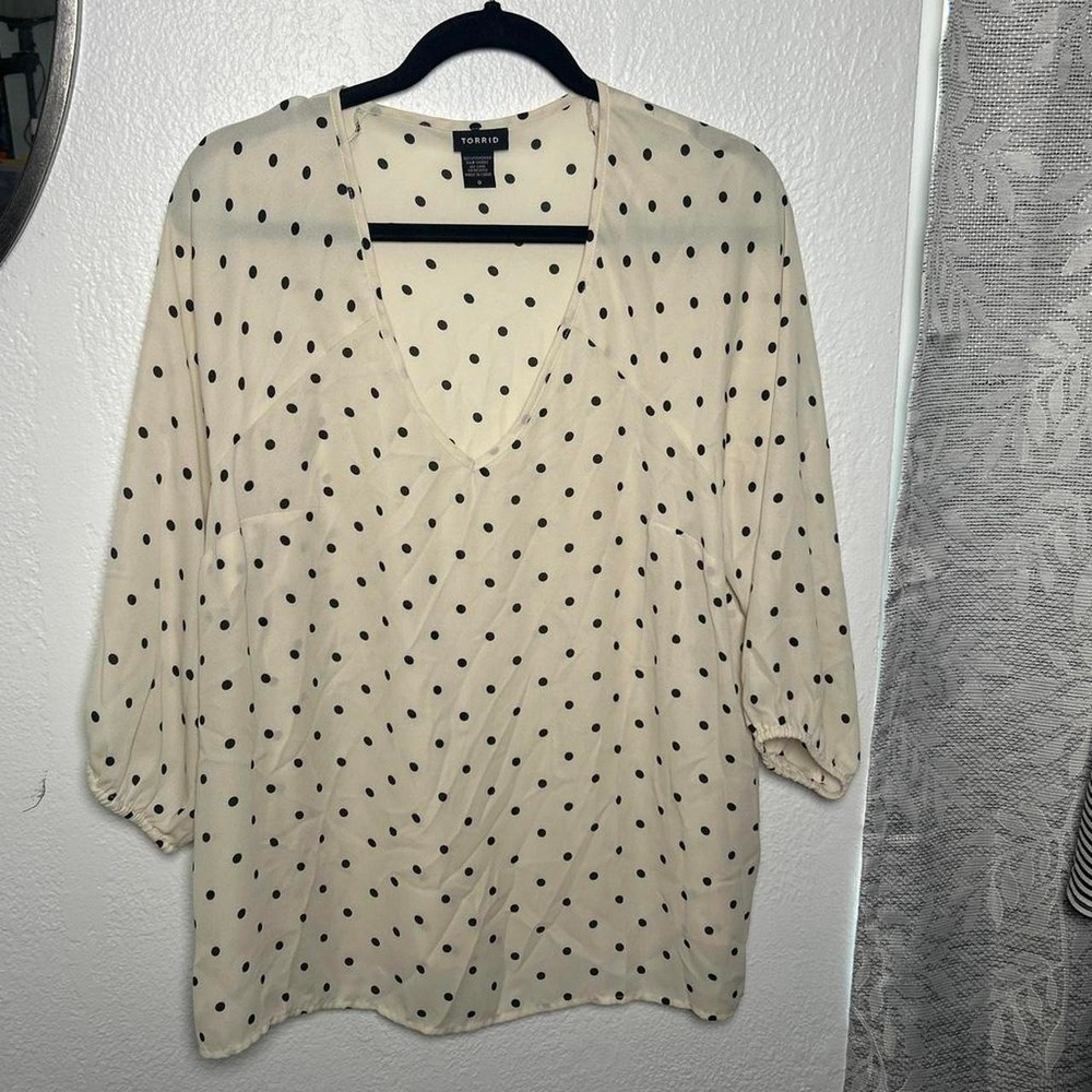 Torrid Cream 3/4 length sleeve sheer blouse with polka dots